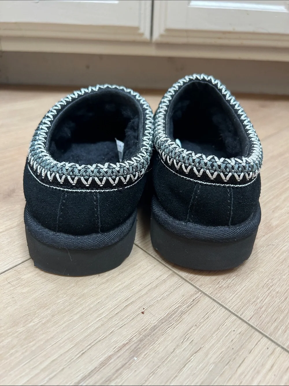 Women’s Ugg Tasman II Size 7 - Picture 4 of 15